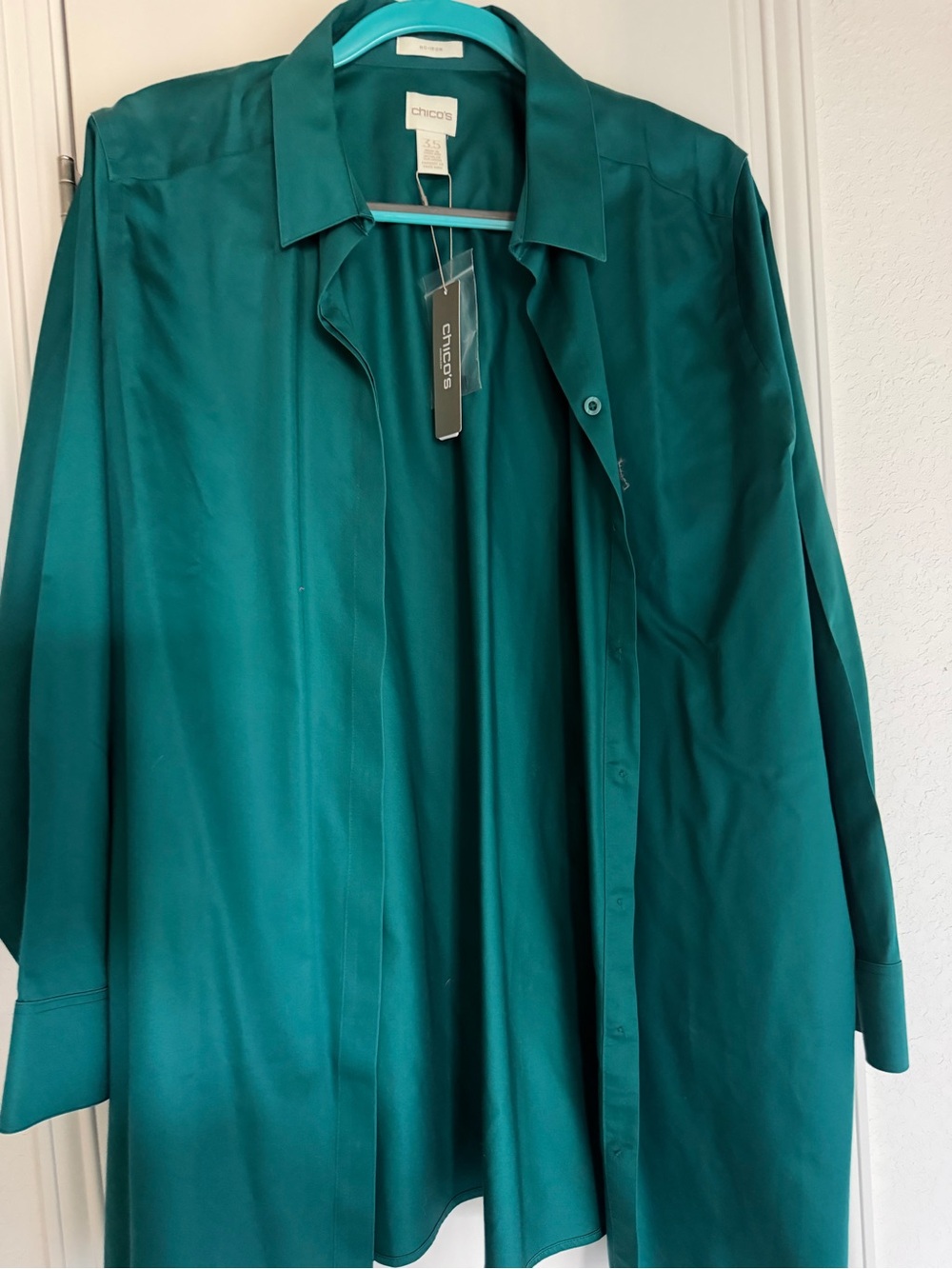 Chico's Pacific Teal Button-Down Shirt Size 3.5 (XL)